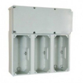 QUADRO CON COPERCHIO CIECO 3 FLANGE PRESE INTERBLOCCATE IP55 PALAZZOLI 579423